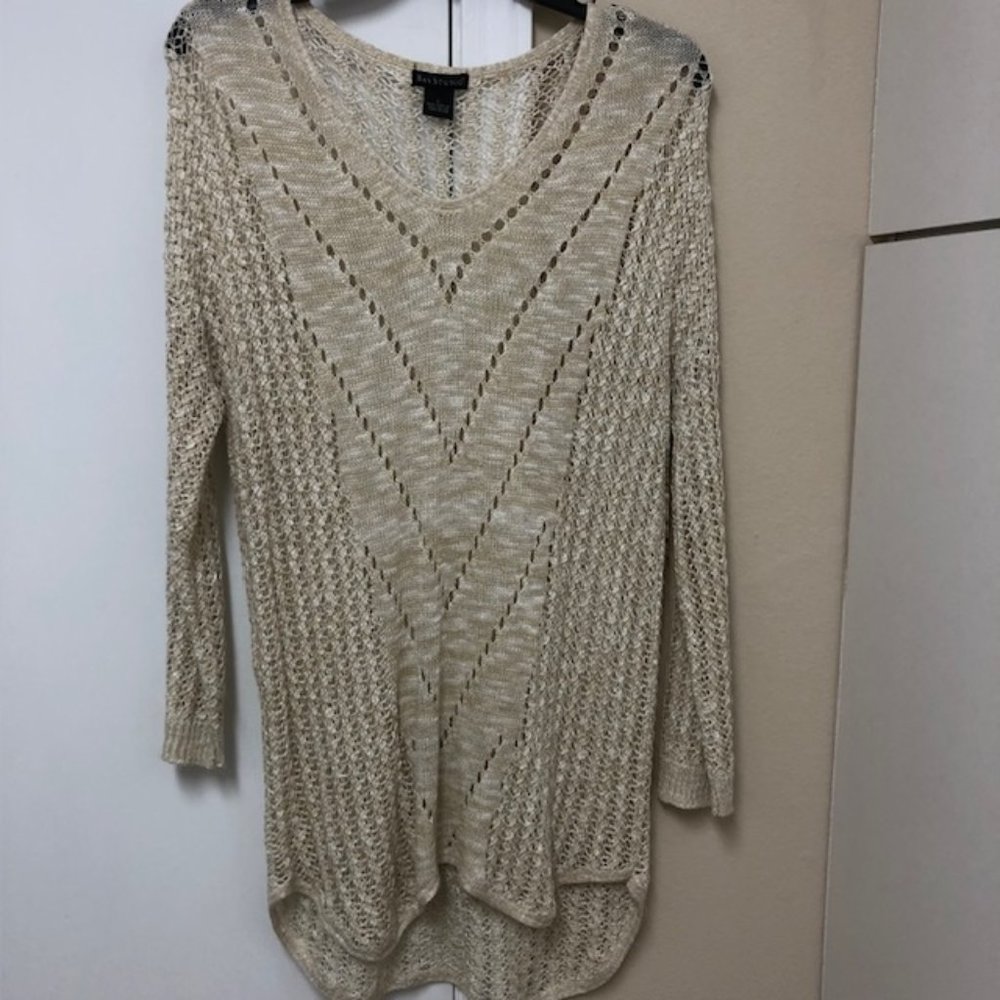 Womens sweater top size Large